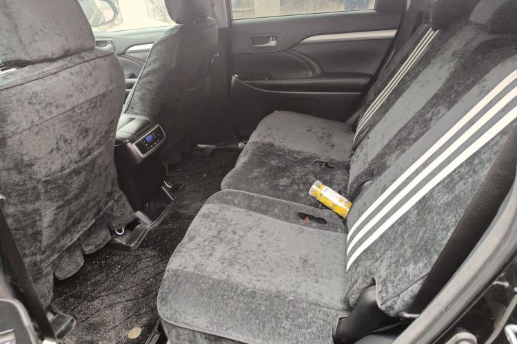 Used Toyota Highlander 2015 2.0T Four-Wheel Drive Luxury Edition 7-Seater Left Rear Seat