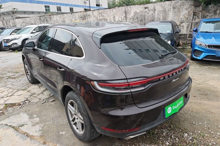 Used Porsche Macan 2018 Macan 2.0T Rear Left 45 Deg