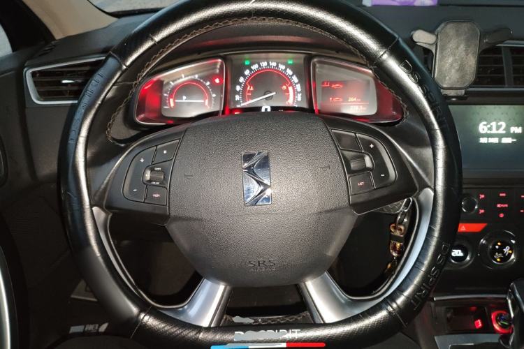 Used DS 5LS 2014 1.6T Elegant Version THP160
