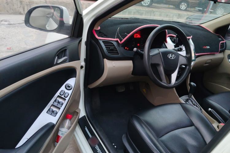 Used Hyundai Verna (older generation) 2014 1.4L Automatic Smart GLS