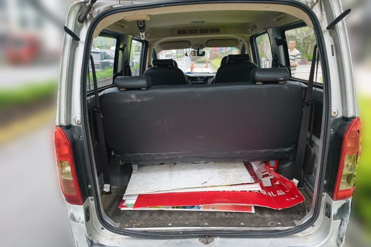 Used Wuling Rongguang V 2016 1.2L Standard Version
