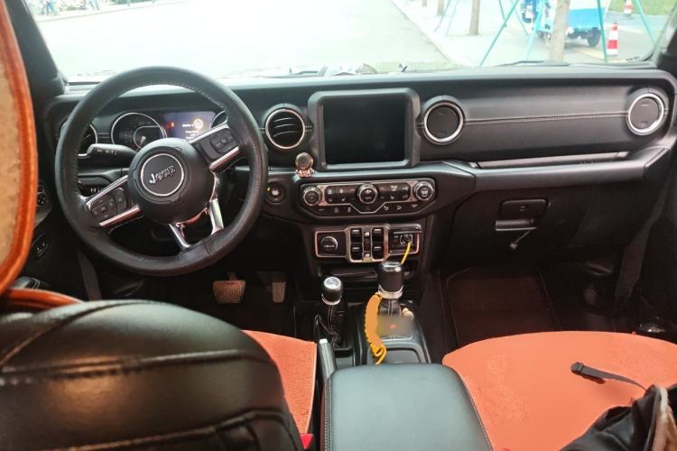 Used Jeep Wrangler 