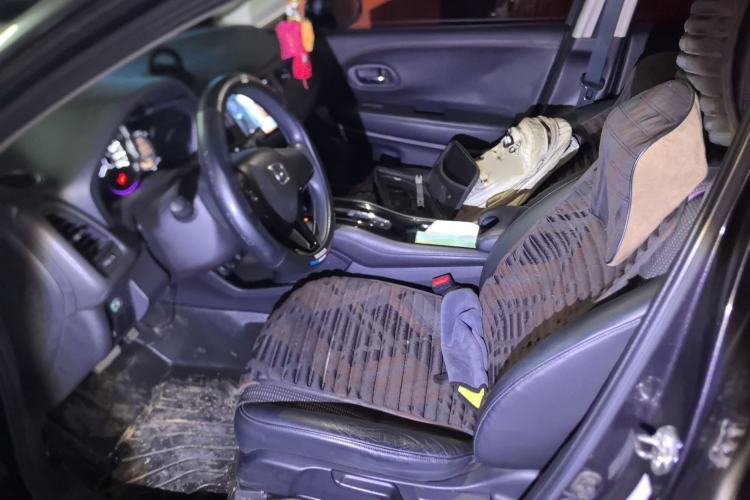 Used Honda Vezel 2017 1.8L CVT Front-Wheel Drive Pioneer Edition