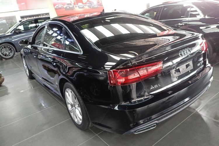 Used Audi A6L 2018 30th Anniversary Edition 35 TFSI Fashion Model
