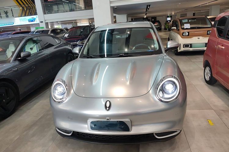 Used ORA Good Cat 2023 401 km Standard Range Premium Version Lithium Iron Phosphate
