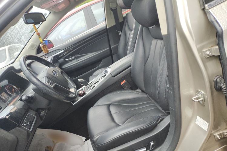 Used Geely Auto Emgrand GT 2016 2.4L Zunya Model
