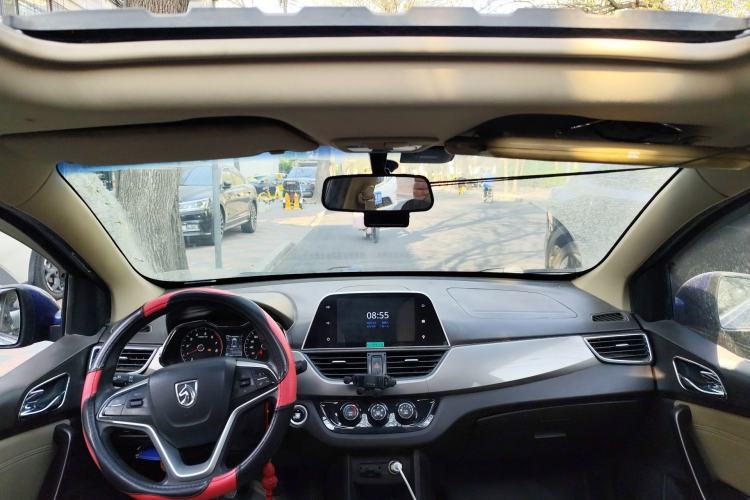 Used Baojun 310W 2017 1.5L Manual Luxury Edition China V