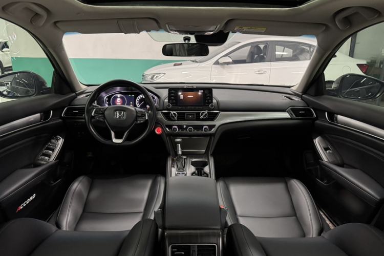 Used Honda Accord 2018 260TURBO Luxury Edition China VI Exterior 12