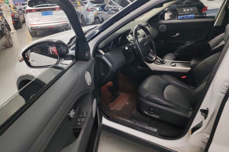 Used Land Rover Range Rover Evoque 2018 240 PS SE Smart Brilliance Edition
