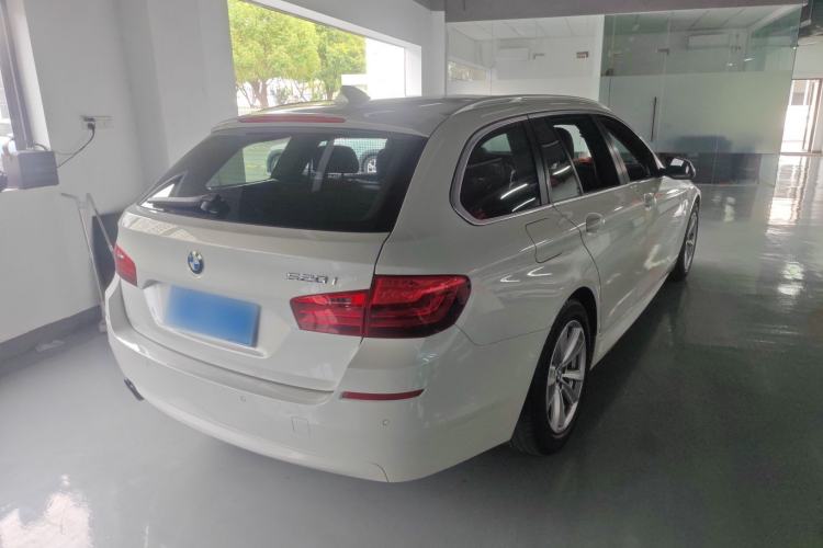 Used BMW 5 Series 2014 520i Touring Edition
