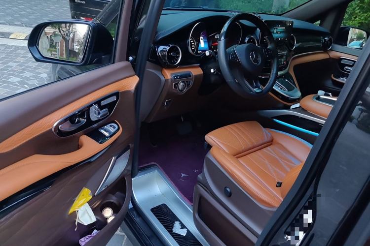 Used Mercedes-Benz V-Class 2022 V 260 L Long Wheelbase Prestige Edition