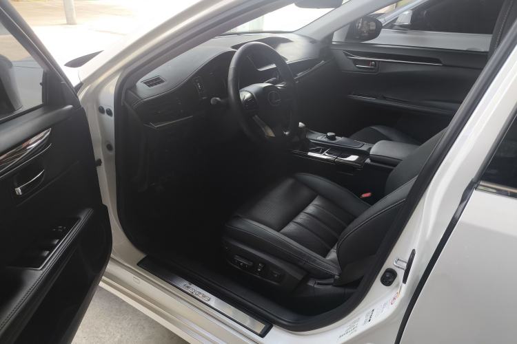 Used Lexus ES 2015 200 Elite Edition