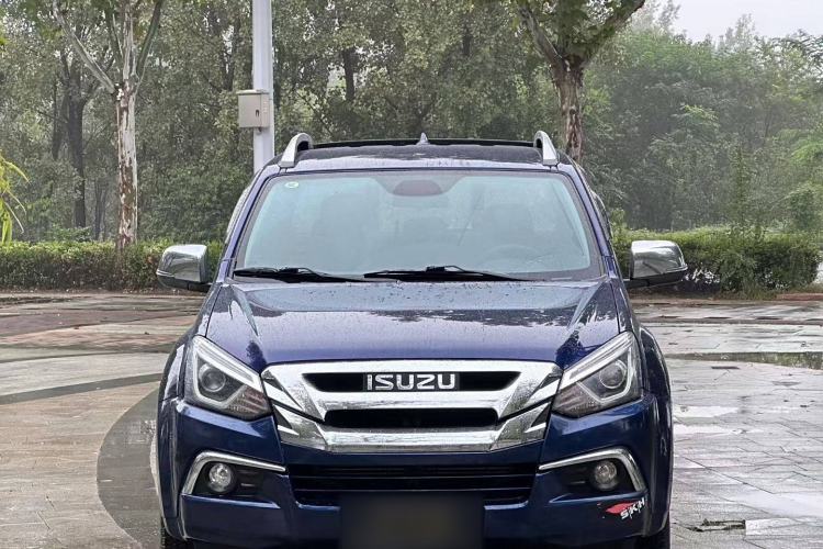 Used Isuzu D-MAX 2020 1.9T Two-Wheel Drive Automatic Comfort Edition China VI Standard RZ4E Hi-Power