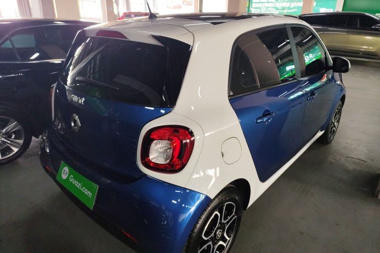 Used smart forfour 2018 0.9T 66 kW Pioneer Edition
