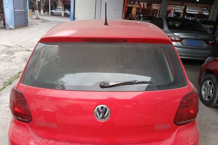 Used Volkswagen Polo 2014 1.4L Manual Fashion Edition