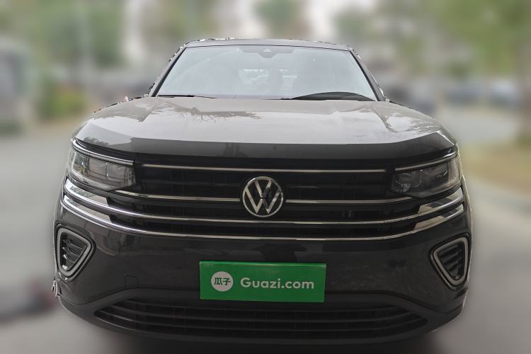 Used Volkswagen Tavendor 2024 330TSI Luxury Touring Edition