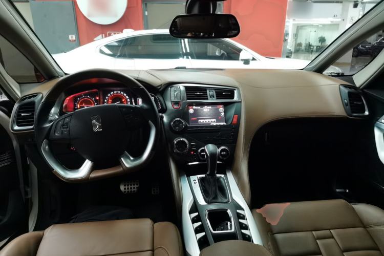 Used DS 5 2015 1.8T Prestige Edition THP200