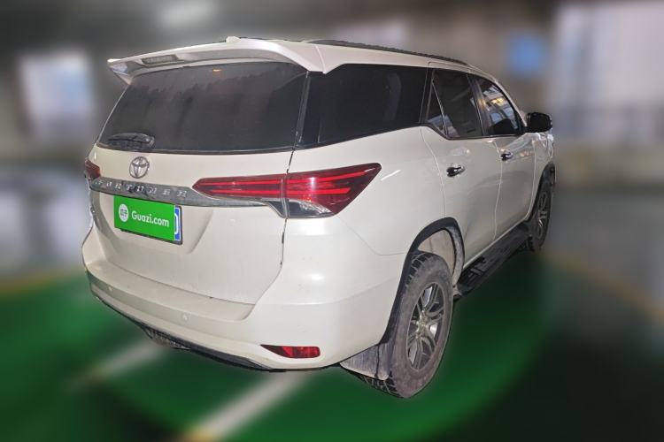 Used Toyota Fortuner 2016 2.7L Middle East Version Rear Right 45 Deg