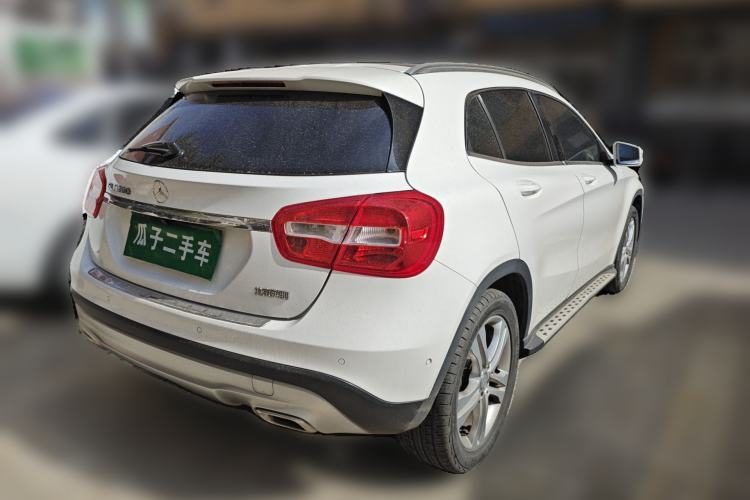 Used Mercedes-Benz GLA 2016 GLA 200 Sport Edition Rear Right 45 Deg