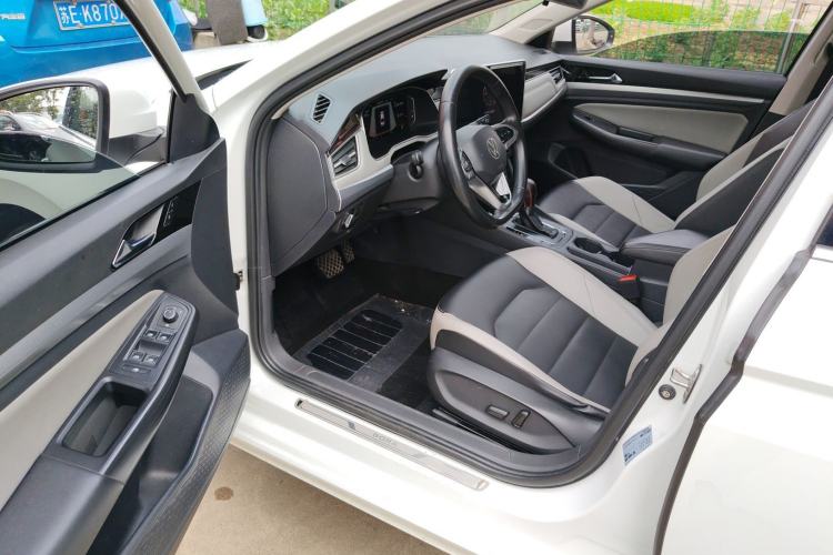 Used Volkswagen Bora 2023 280TSI DSG Prestige Edition
