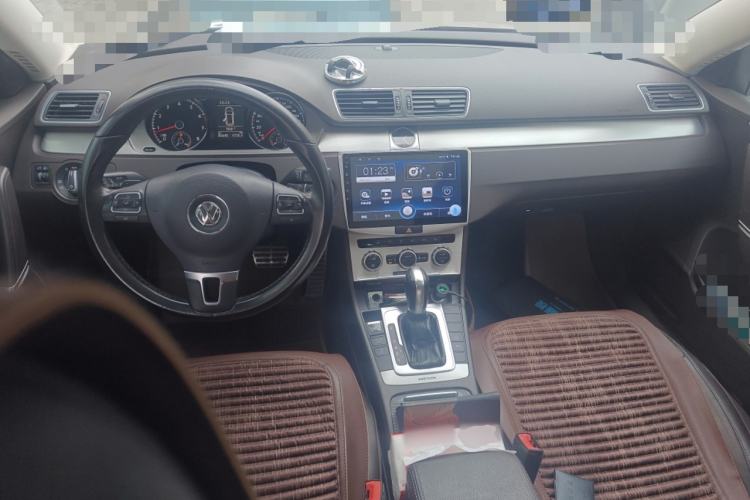 Used Volkswagen Magotan 2012 Travel Edition 2.0 TSI 4x4 Comfort Version Center Console