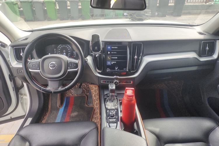 Used Volvo XC60 2020 T5 4x4 Zhiyi Luxury Edition
