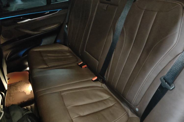 Used BMW X5 2015 xDrive28i
