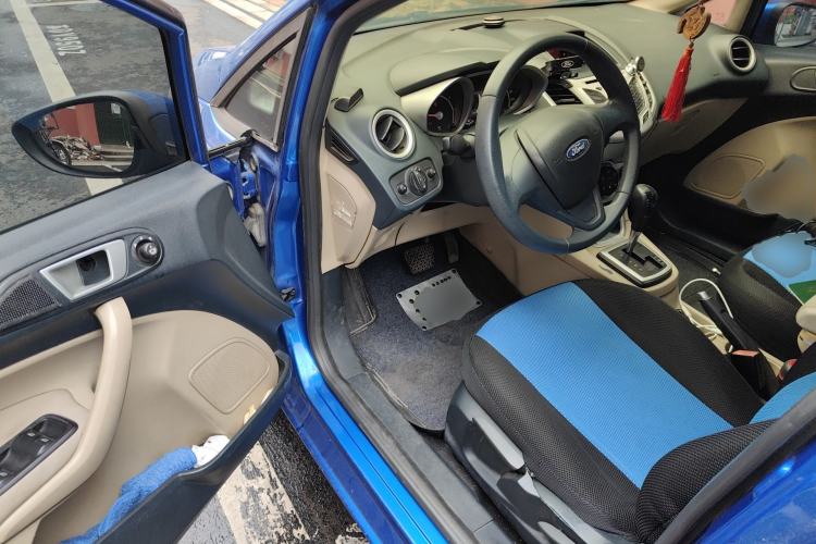 Used Ford Fiesta 2009 Sedan 1.5L Automatic Fashion Edition Driver Seat