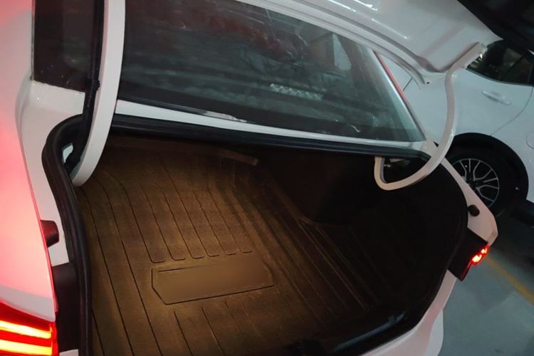 Used Volkswagen Lavida 2019 1.5L Manual Comfort Edition China VI Standard Trunk