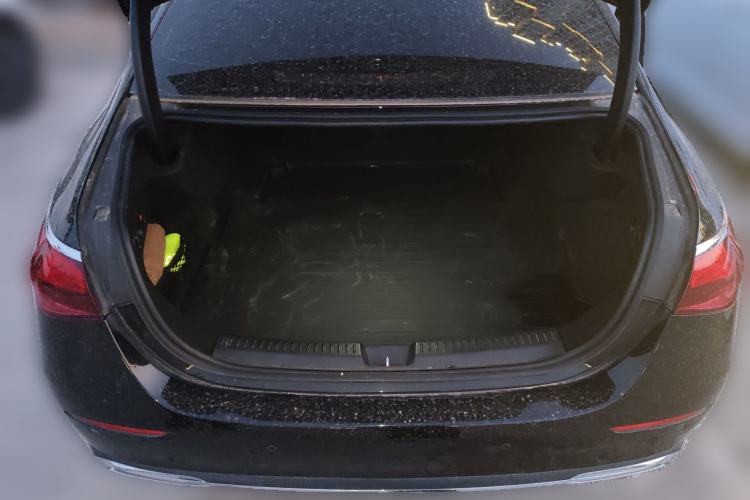 Used Mercedes-Benz E-Class 2024 Facelift E 260 L
