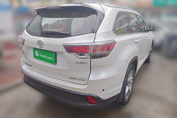 Used Toyota Highlander 2015 2.0T Four-Wheel Drive Luxury Edition 7-Seater Rear Right 45 Deg