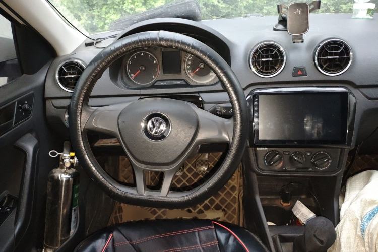 Used Volkswagen Jetta 2019 Dream Edition 1.4L Manual Fashion Version
