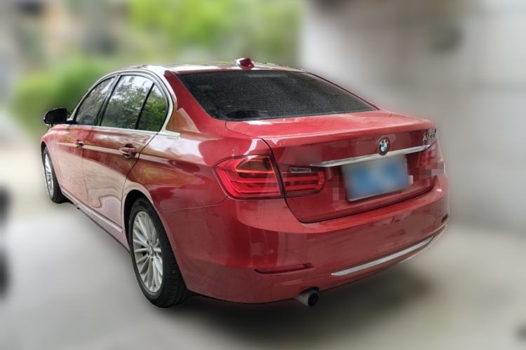 Used BMW 3 Series 2013 Facelifted 320Li Luxury Design Package
