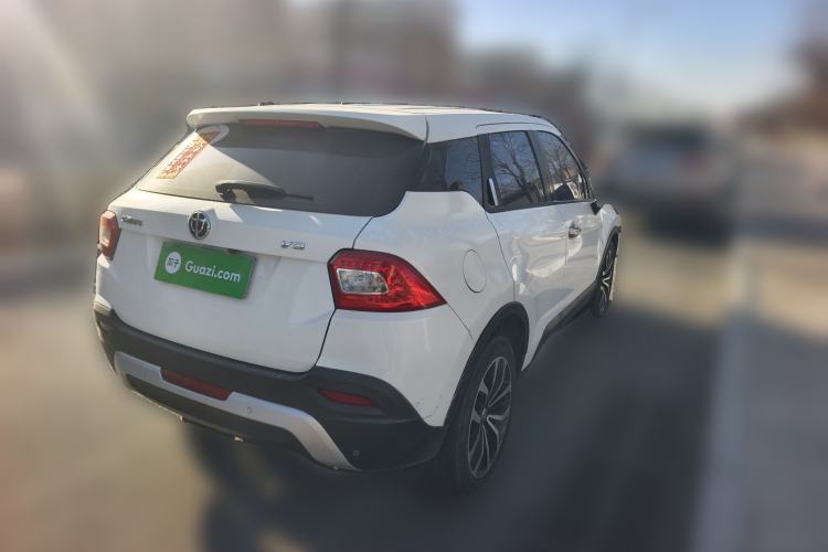 Used Brilliance V3 2015 1.5T Manual Urban Model
