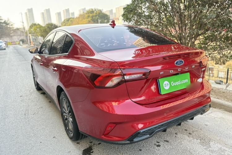 Used Ford Focus 2022 Sedan EcoBoost 180 Automatic Performance Edition
