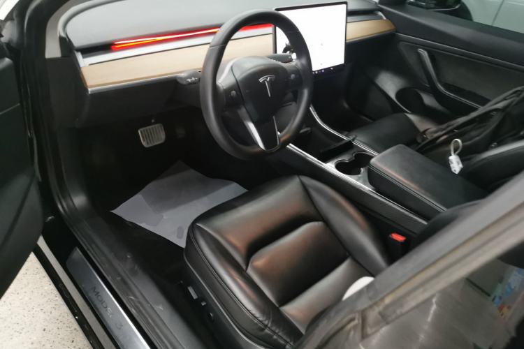 Used Tesla Model 3 2019 Standard Range Rear-Drive Upgraded Version Left Front Seat