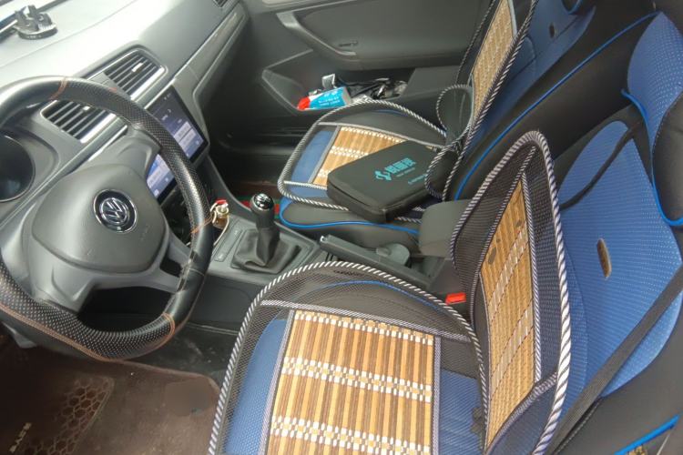 Used Volkswagen Lavida 2017 1.6L Manual Fashion Edition Left Front Seat