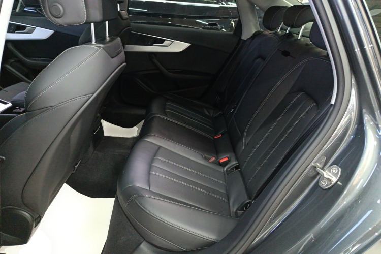 Used Audi A4L 2022 40 TFSI Fashion Dynamic Model Left Rear Seat