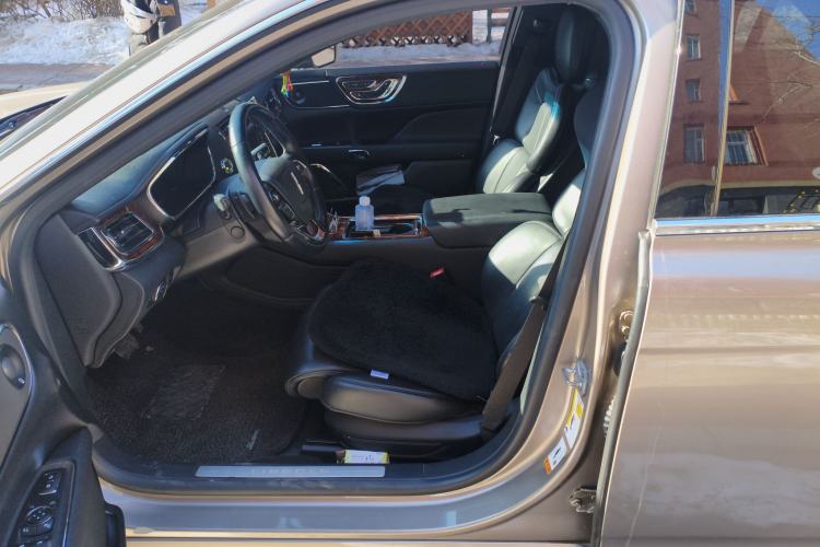 Used Lincoln Continental 2019 2.0T Two-Wheel Drive Prestige Version China VI Standard
