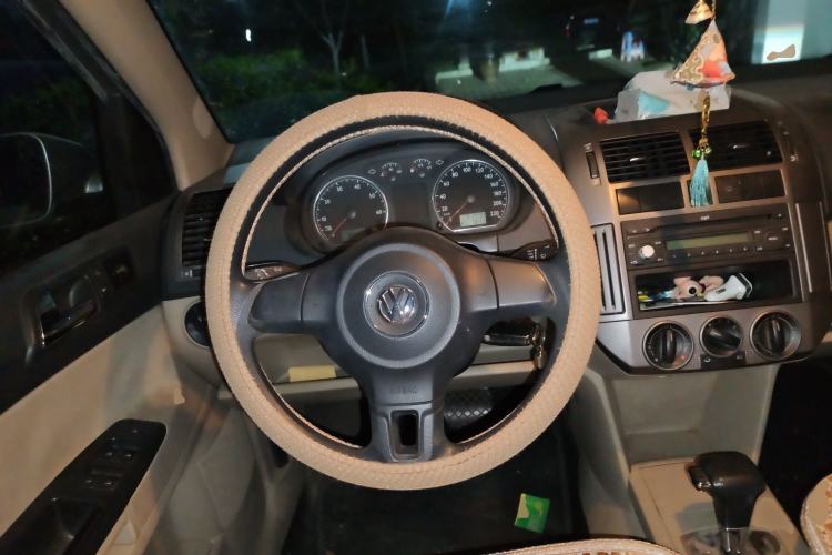 Used Volkswagen Polo 2011 Jingqu 1.6L Automatic Siku Edition