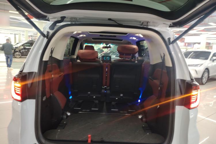 Used Honda Elysion 2024 2.0L eHEV Classic Edition