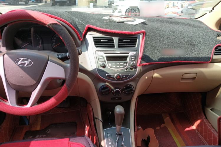 Used Hyundai Verna (older generation) 2010 Sedan 1.4L Automatic Comfort Model GS
