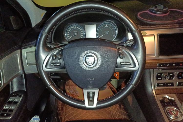 Used Jaguar XF 2013 XF 3.0 SC Prestige Edition
