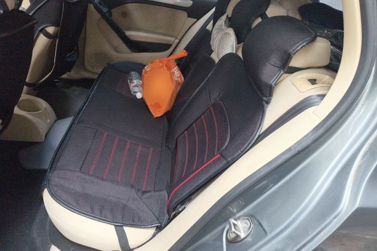 Used Volkswagen Golf 2012 1.6L Automatic Fashion Model
