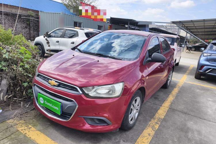 Used Chevrolet Aveo Sonic 2014 Sedan 1.4SL AT Fashion Edition
