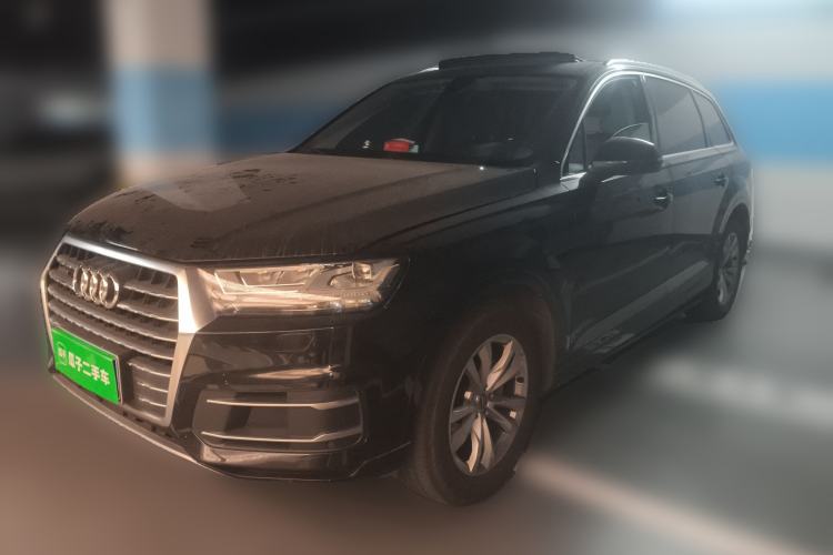 Used Audi Q7 2018 40 TFSI Comfort Model