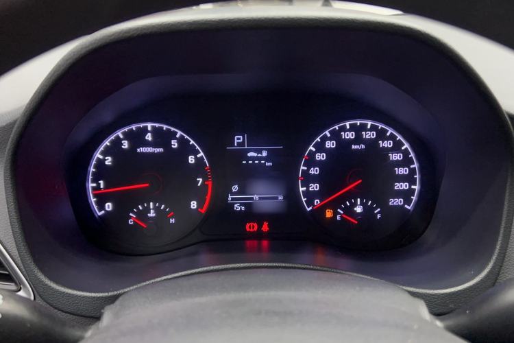 Used Hyundai Verna (new generation) 2016 1.4L Automatic Cool Edition GLS Instrument Cluster