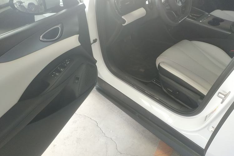 Used BYD Seal 06 New Energy 2025 EV 545KM Premium Edition Driver Seat