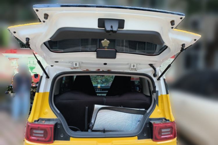 Used Wuling Hongguang MINIEV 2021 Macaron Premium Model – Lithium Iron Phosphate Trunk