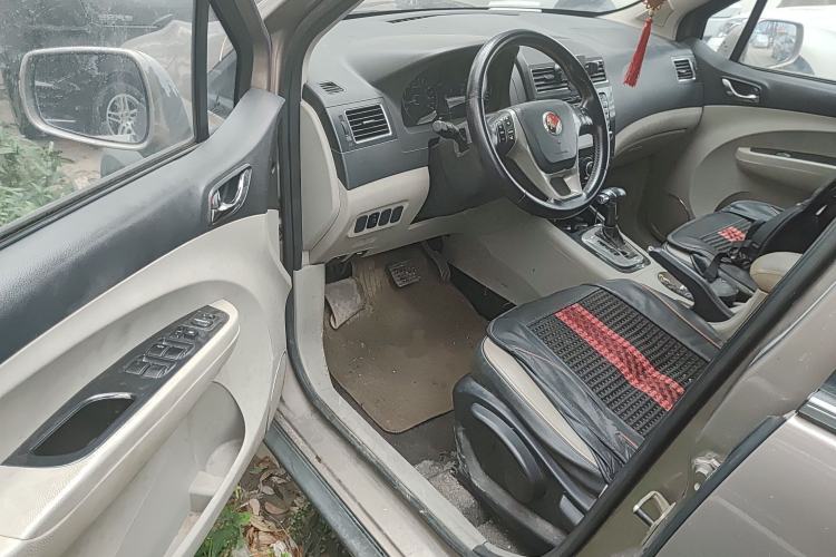 Used FORTHING Joyear XV 2015 1.6L CVT Luxury Model Driver Seat